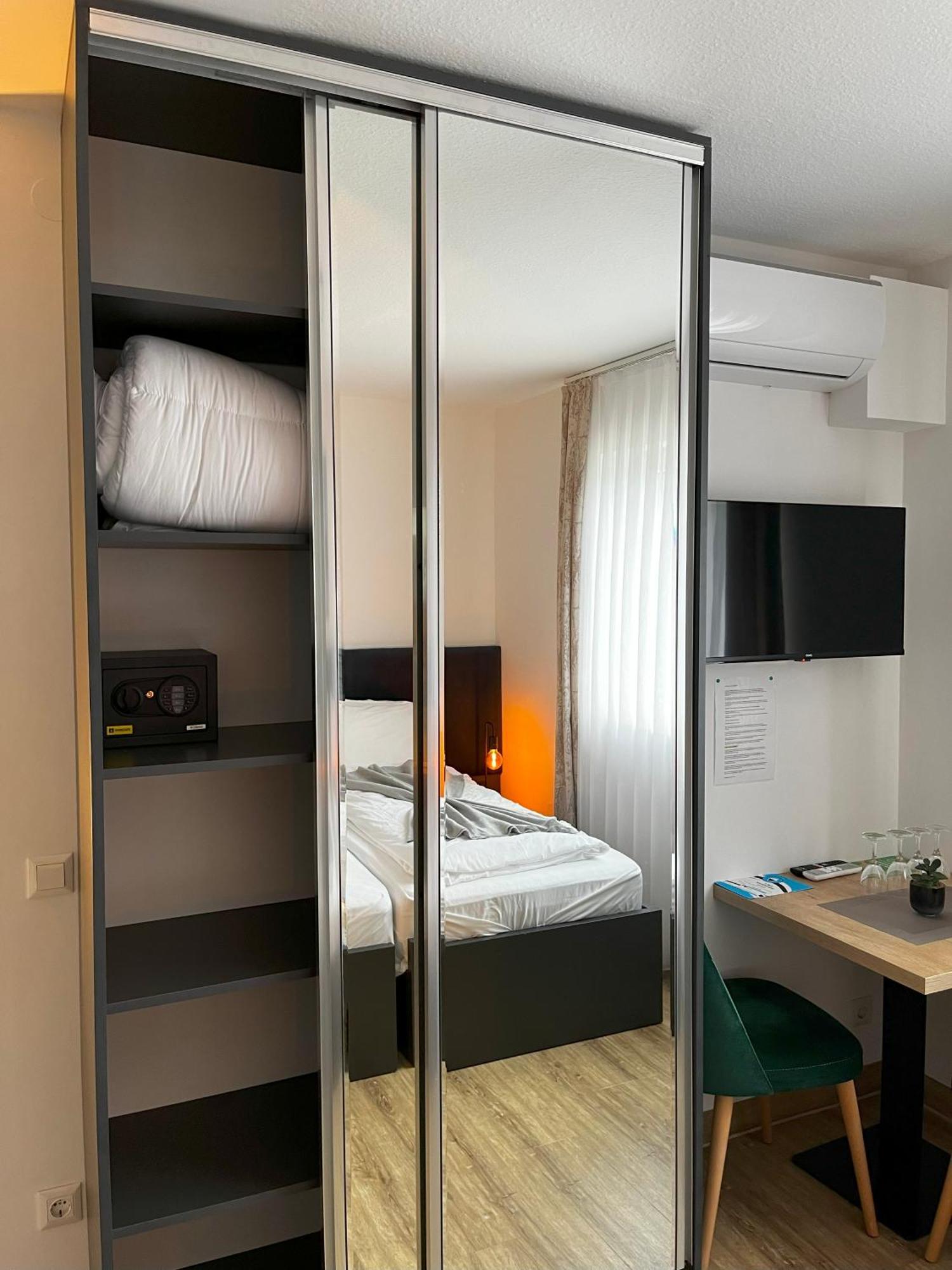 Haven Hotels - Hotel Dona 贝尔吉施-格拉德巴赫 外观 照片