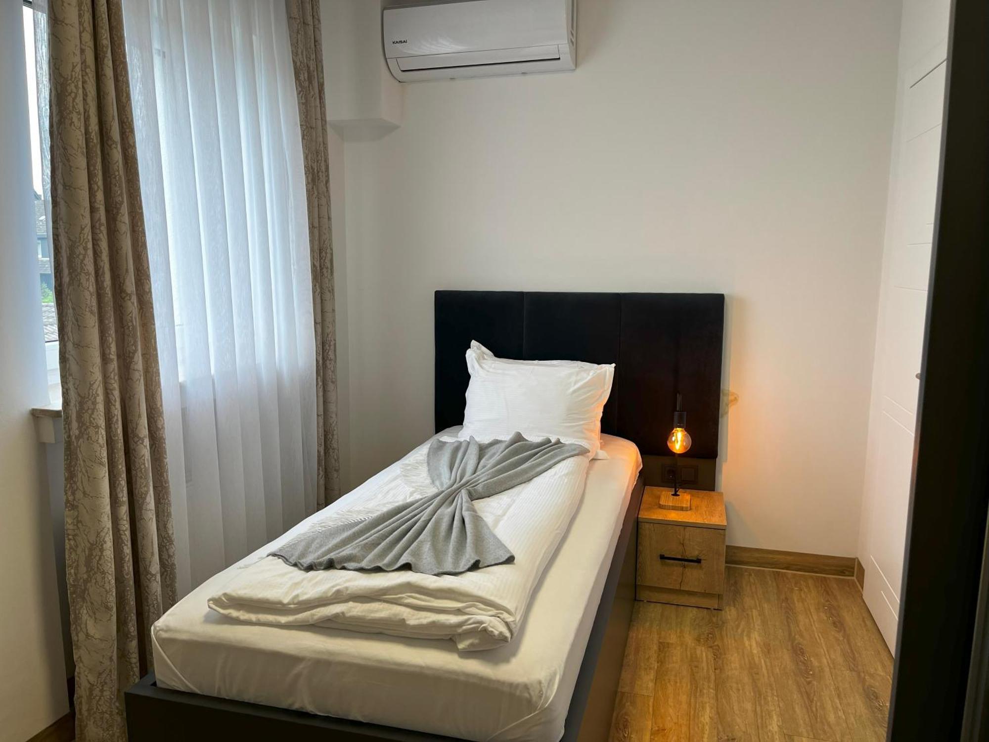Haven Hotels - Hotel Dona 贝尔吉施-格拉德巴赫 外观 照片