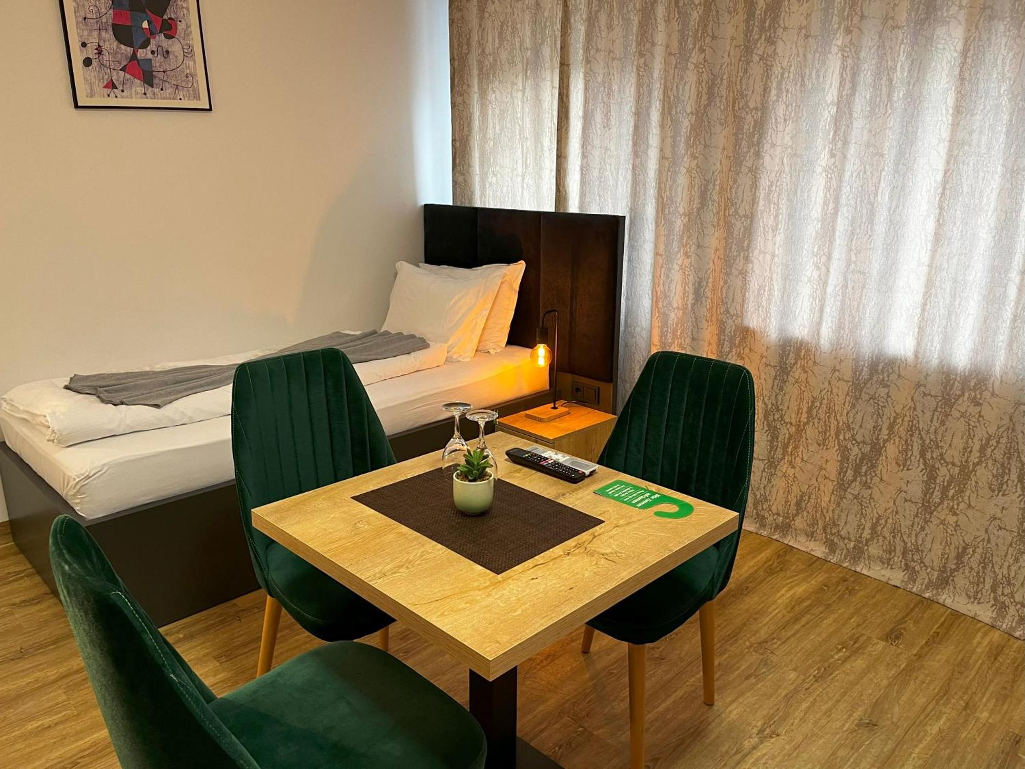 Haven Hotels - Hotel Dona 贝尔吉施-格拉德巴赫 外观 照片