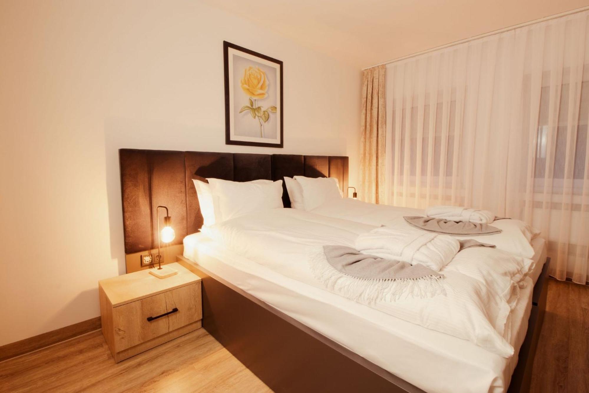 Haven Hotels - Hotel Dona 贝尔吉施-格拉德巴赫 外观 照片
